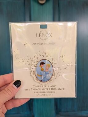Lenox + Disney Cinderella & Prince Charming Sweet Romance Pin Brooch | Rare NWT